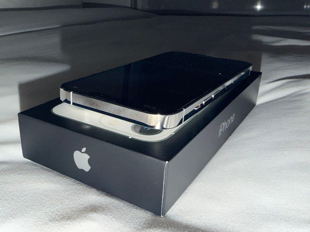 iPhone 13 Pro シルバー 256GB simフリー 消音機能有