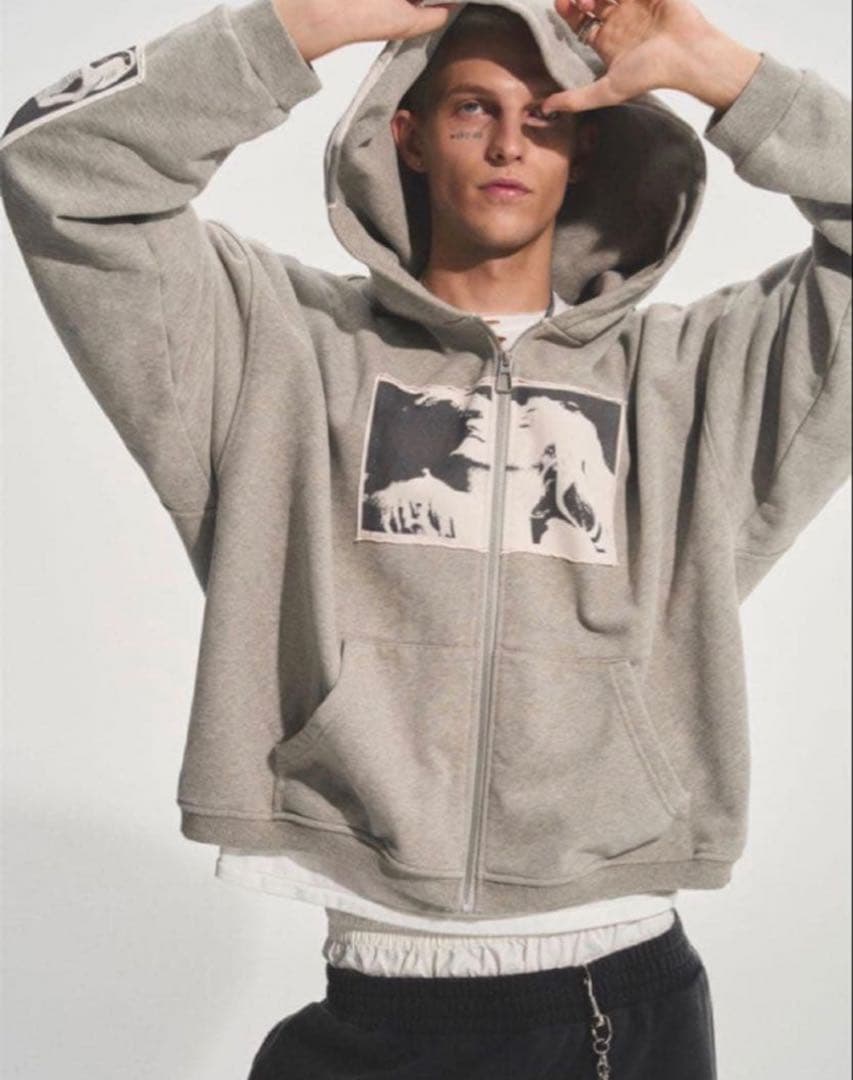 【正規品】bastard ワッペン付きパンク風ジップジップパーカー NIKI着用