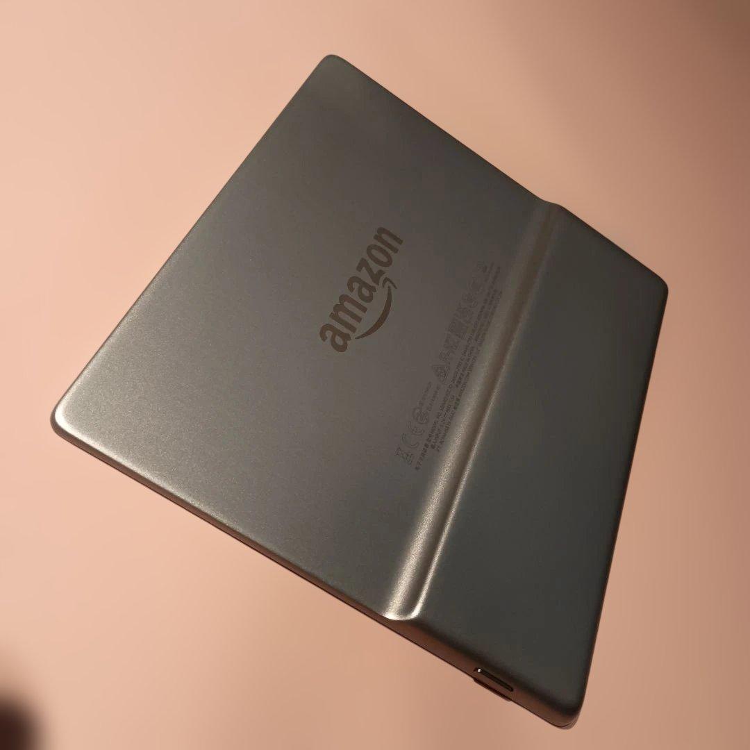 m*a様 Kindle Oasis 第10世代 8GB 広告あり WiFi