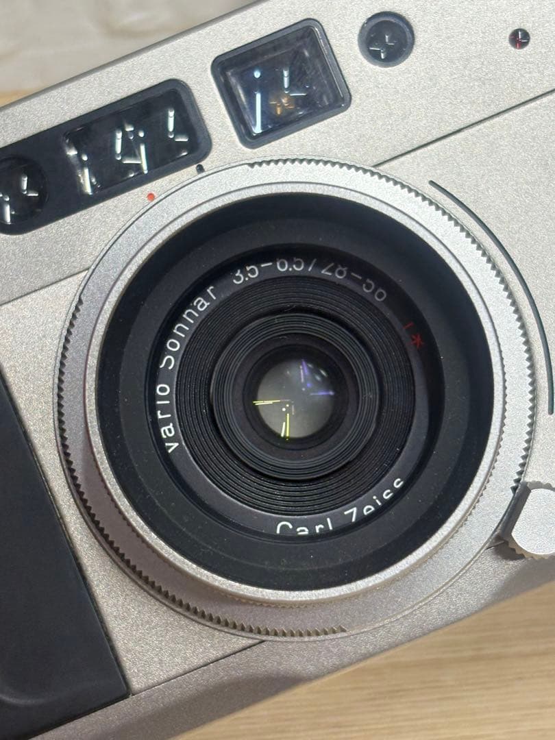 CONTAX T VS フィルムカメラ　KYOCERA 動作未確認