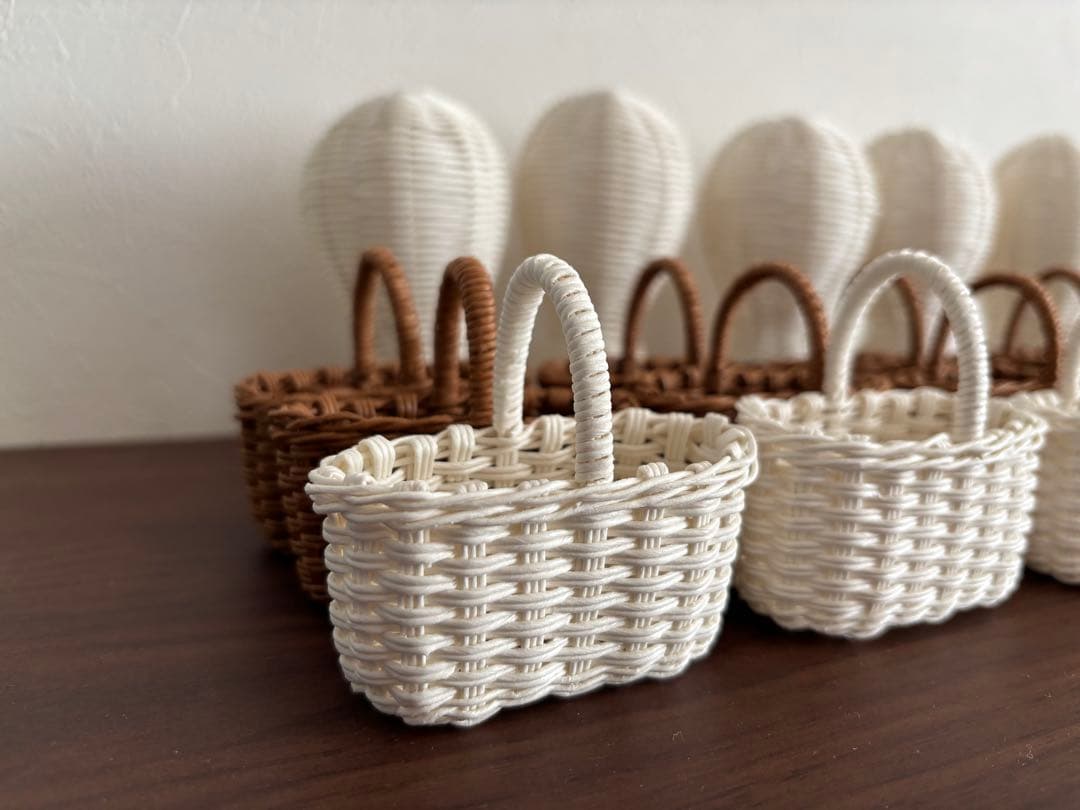 さくら様ご確認ページです。クラフトバンドミニバスケット、ミニ帽子スタンド