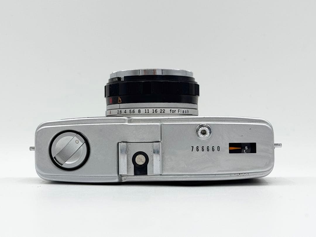 【整備済・完動品 】オリンパス OLYMPUS TRIP 35 フィルムカメラ