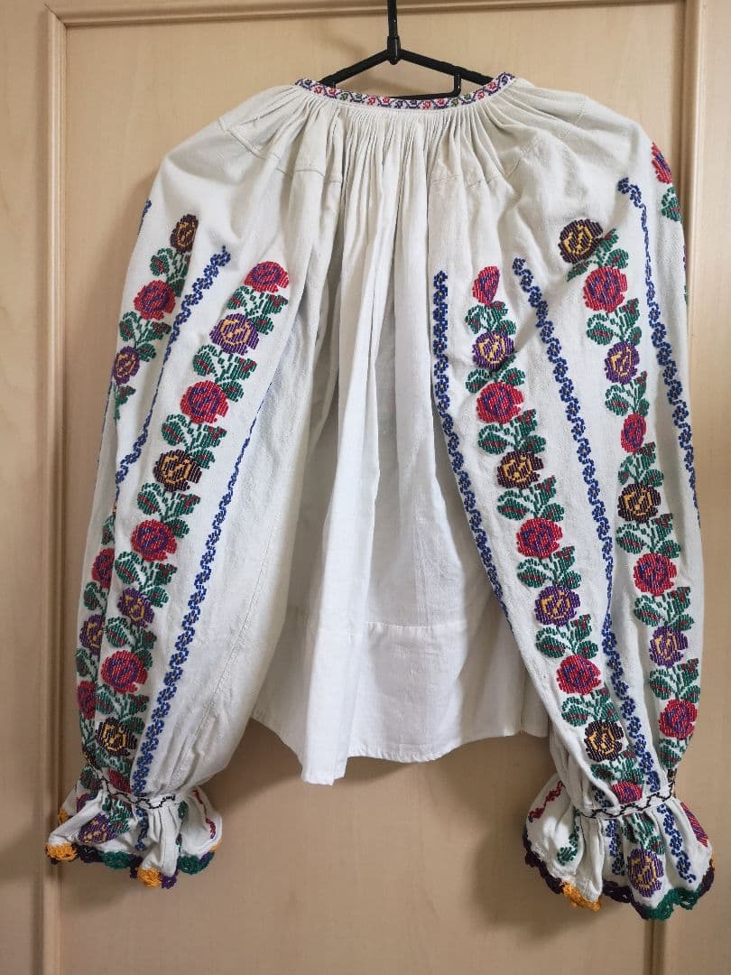 vintage ルーマニア刺繍 ブラウス
