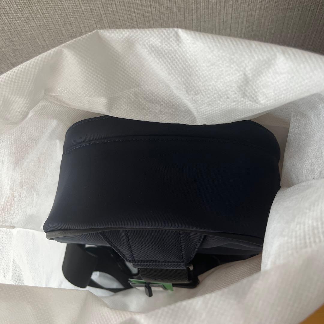 amato_♡です トミーヒルフィガー ナイロン ボディバッグ