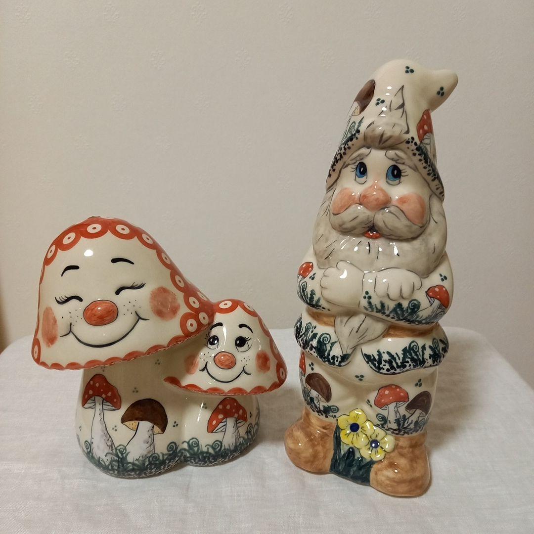 新品　ポーリッシュポタリー　きのこ柄　小人の置物