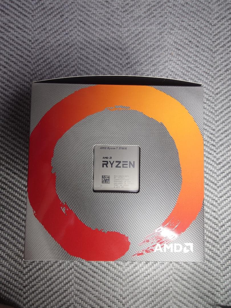 AMD RYZEN 7 3700X CPU クーラー付き