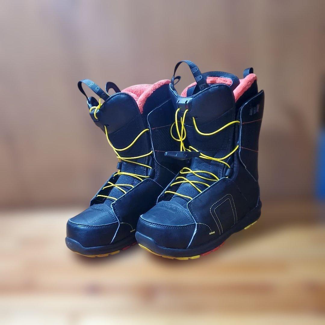 SALOMON スノーボードブーツ 25.5cm! 26186
