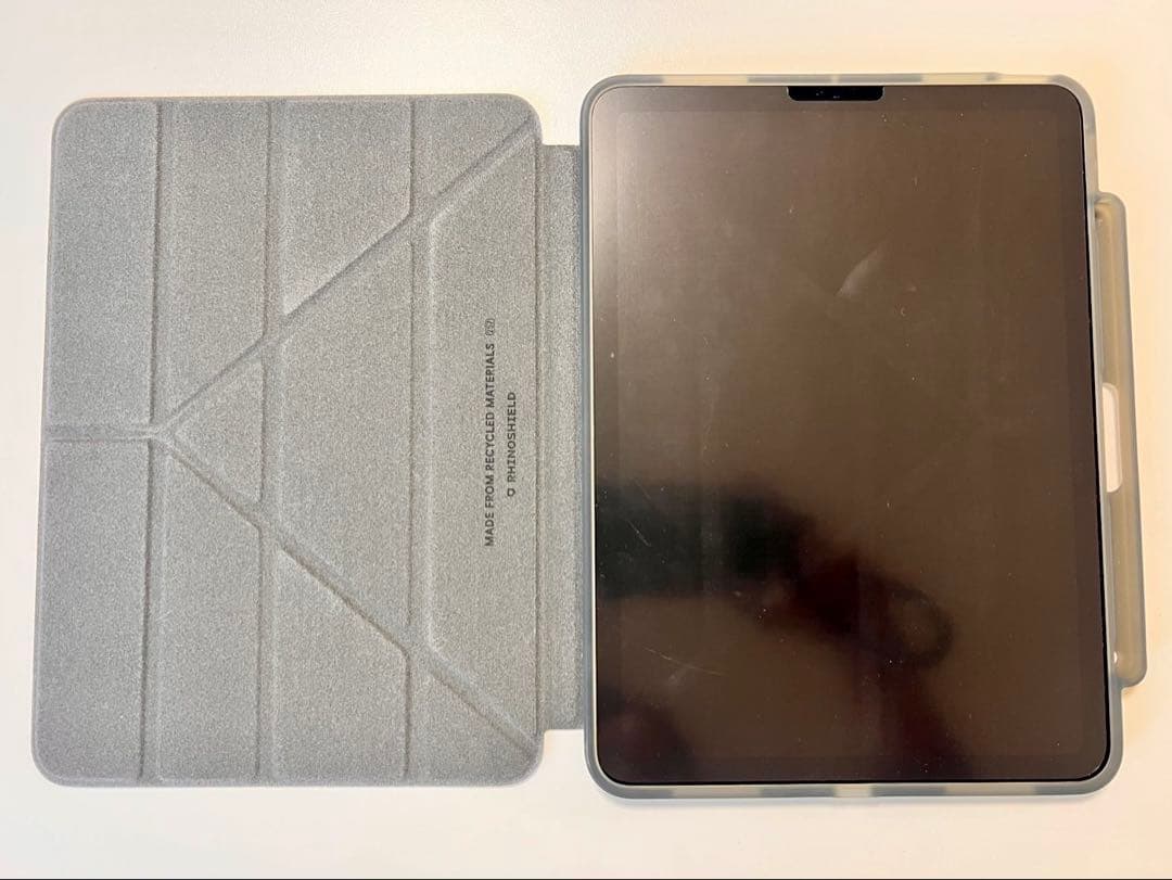 【美品】Apple iPad Air(256GB)スターライト(第5世代)