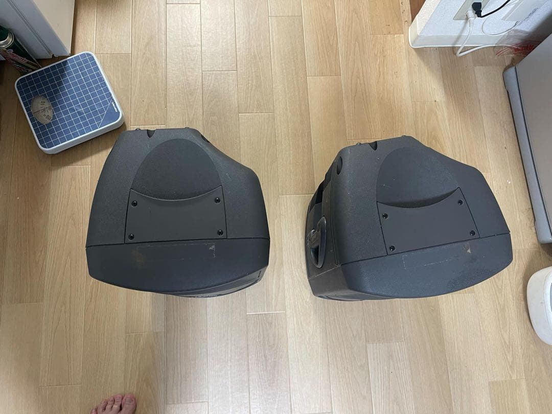 MACKIE SRM350パワードスピーカー　2台セット　DJ PAシステム