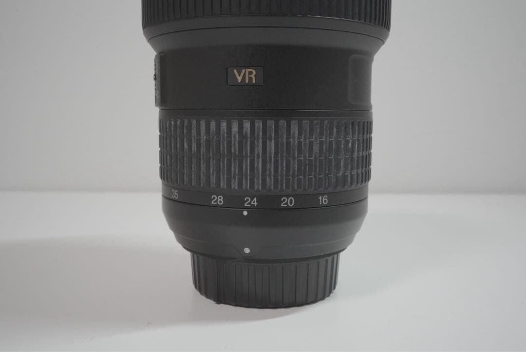NIKKOR 16-35mm VRレンズ