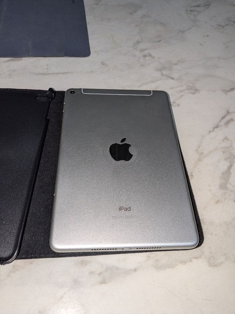 iPad Mini 第5世代 Wi-Fi Cellular 64GB