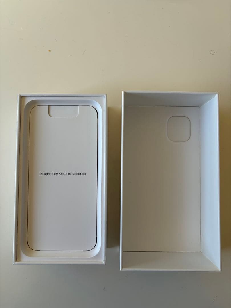 ☆ジャンク品 iPhone 11 Green 256GB 箱付き SIMフリー