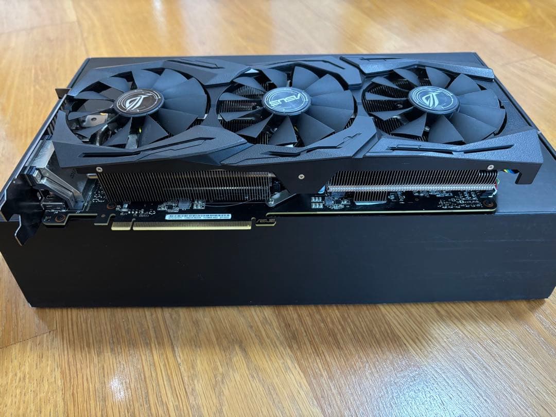 グラフィックボード・グラボ・ビデオカード ASUS STRIX Gaming GTX 1070 Ti