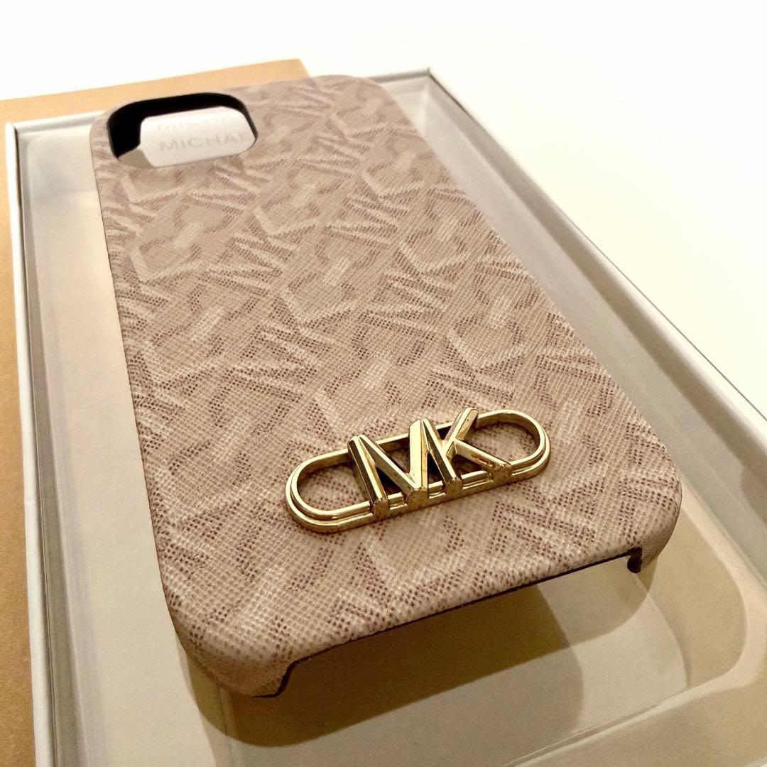 マイケルコース☆新品☆ロゴ iPhone 15ケース MagSafe/ピンク