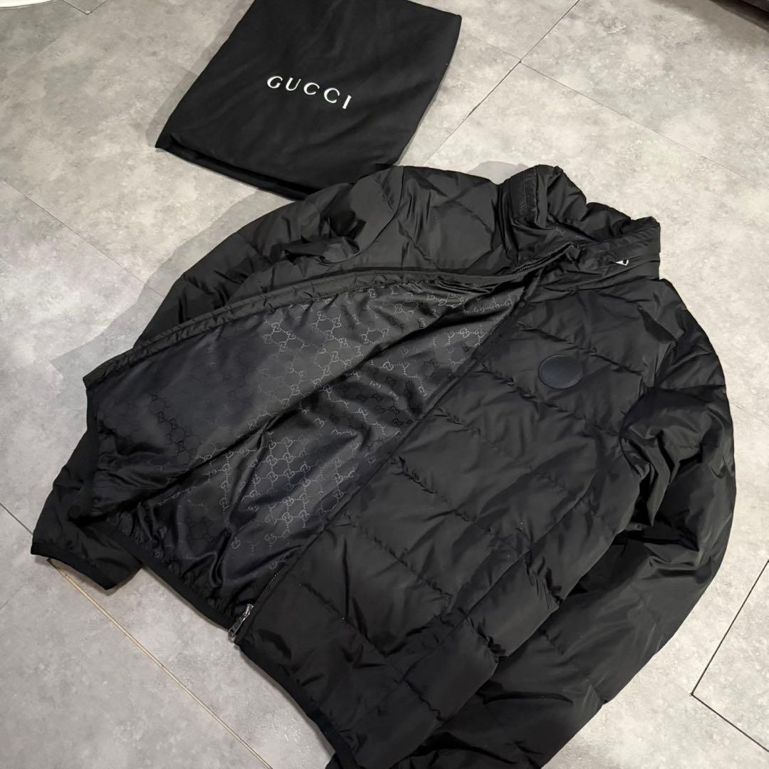 【裏地総柄❗️】GUCCI ダウンジャケット　ワッペンロゴ　ブラック　46 M