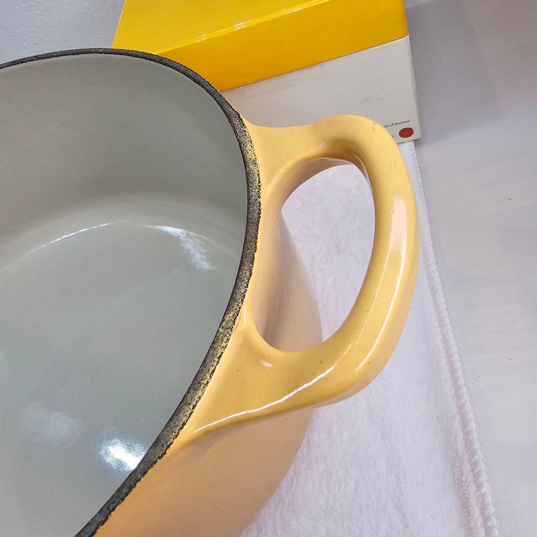 Le Creuset ル・クルーゼ 両手鍋 20cm 廃盤カラー サーモンピンク