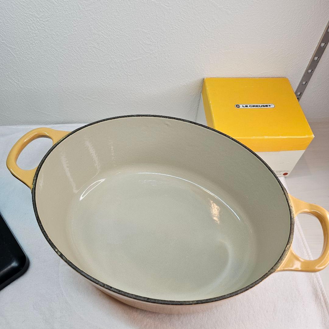 Le Creuset ル・クルーゼ 両手鍋 20cm 廃盤カラー サーモンピンク