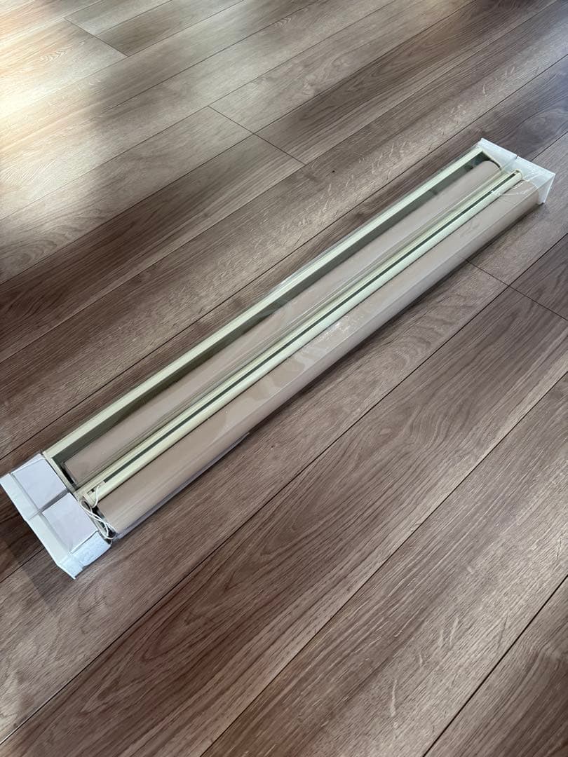 ロールスクリーン　非遮光　87×240 2個セット