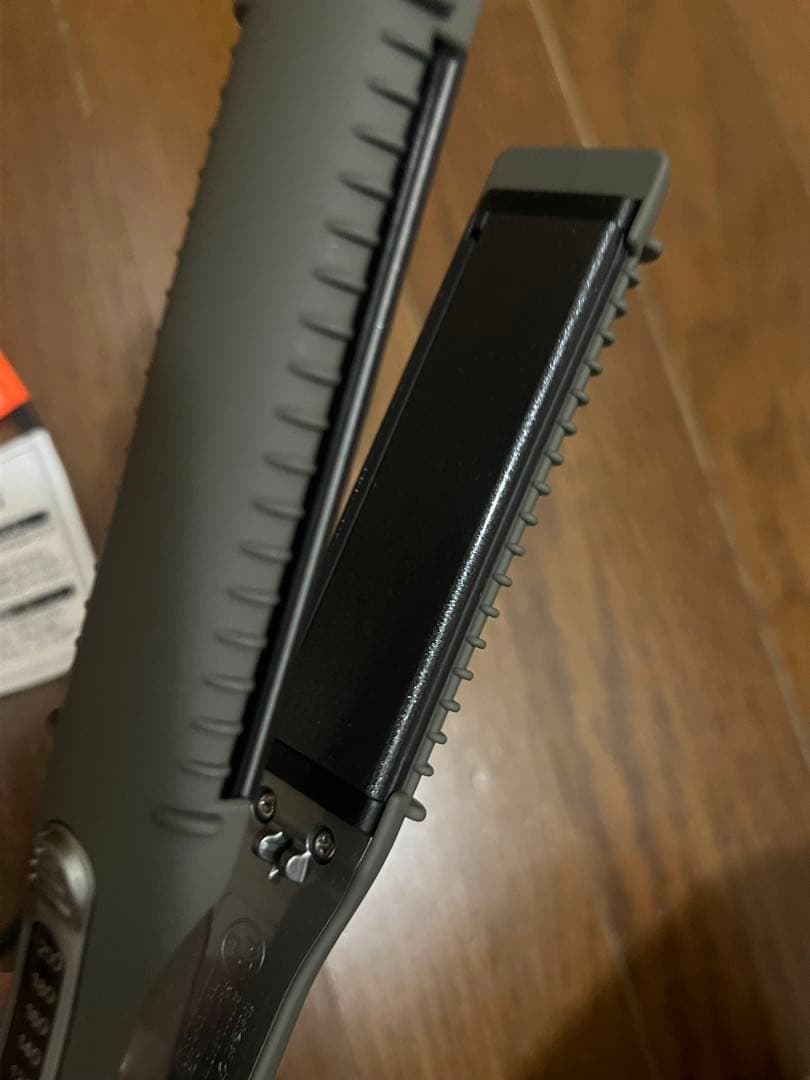 MAGNET ヘアアイロン　美品