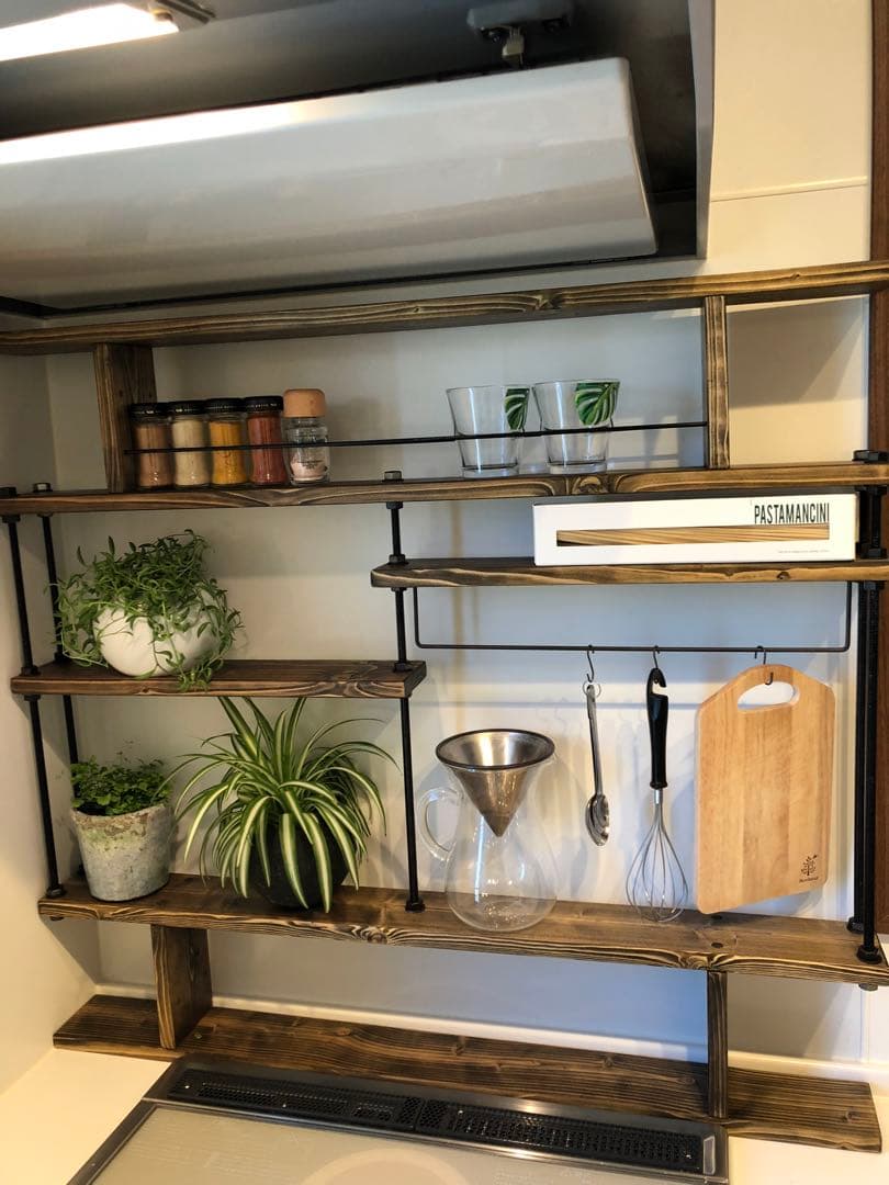 地震でも倒れない突っ張れるキッチンラックCentral☆☆スパイス収納☆