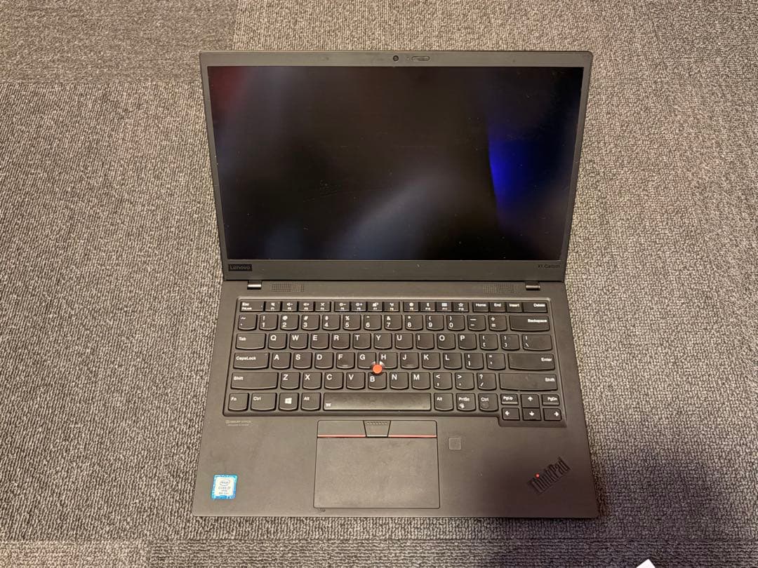Lenovo Thinkpad X1 Carbon 第7世代