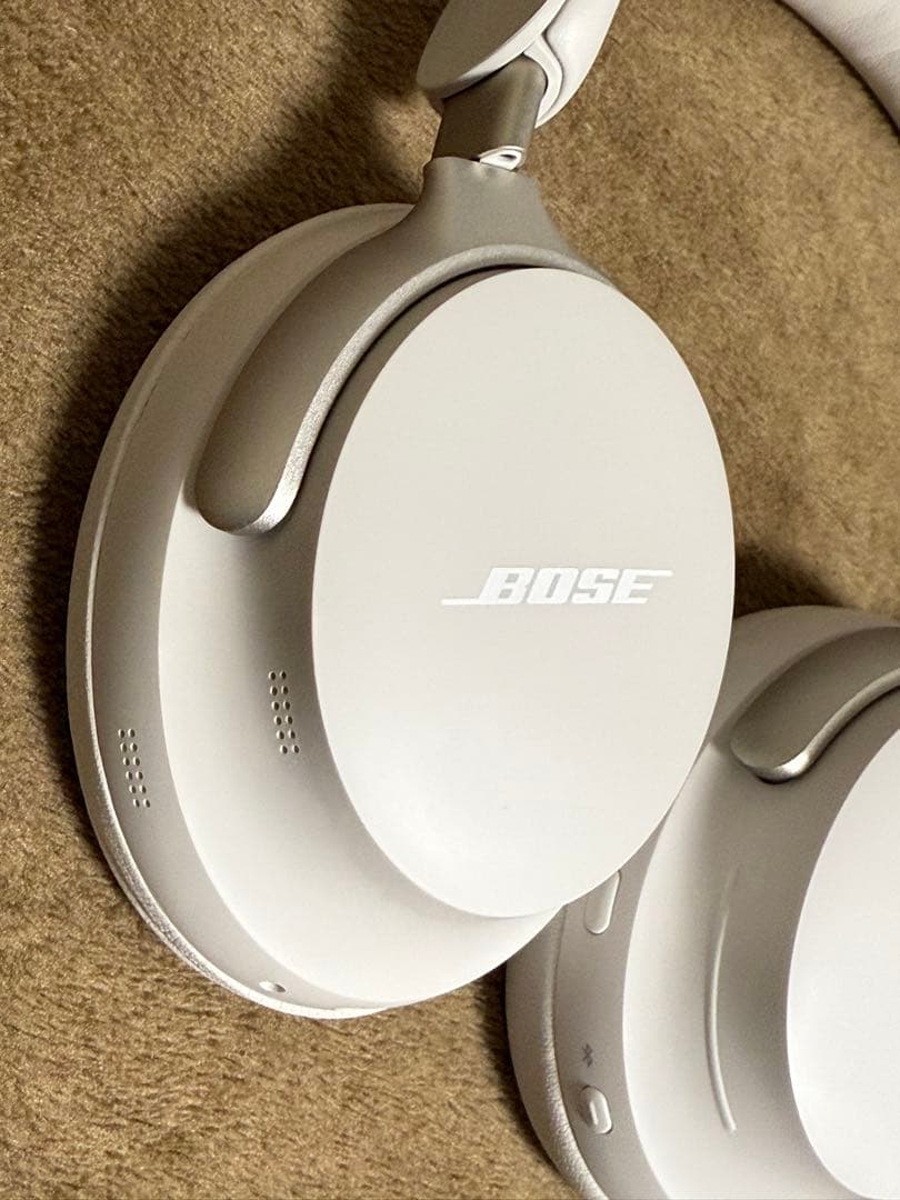 美品 BOSE QuietComfort Ultra ワイヤレスヘッドホン