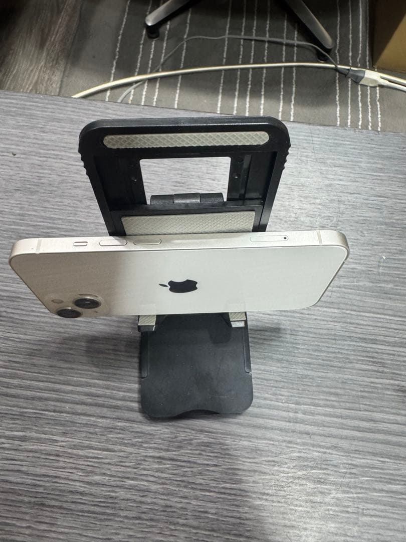 美品 iPhone13 128GB 白　SIMフリー　90%