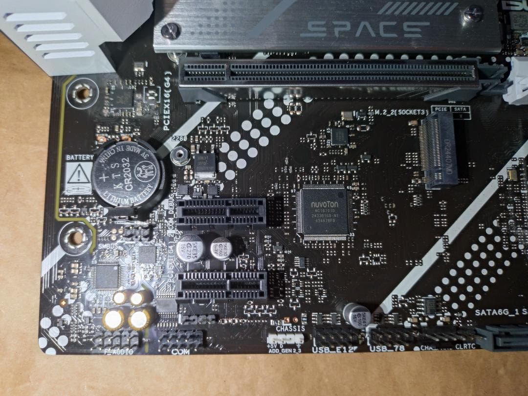 マザーボード ASUS B860M AYW GAMING WIFI