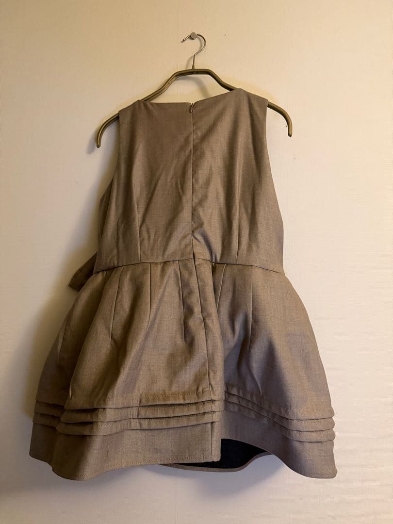 【値下げ中】Bibiy リボントップス　sarah ribbon top