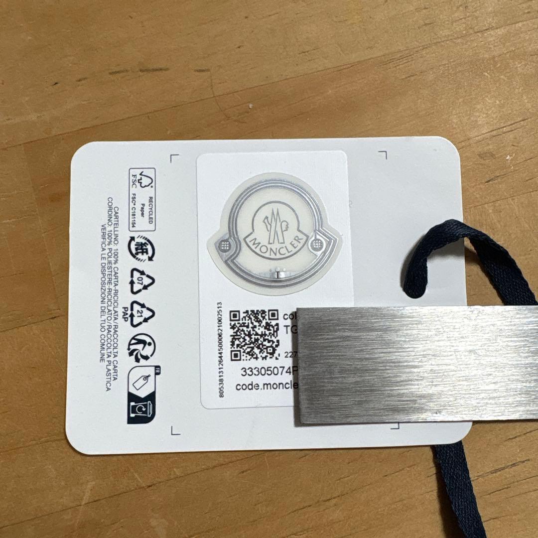 MONCLER ブラック ショルダーバッグ　New Tech クロスボディバッグ