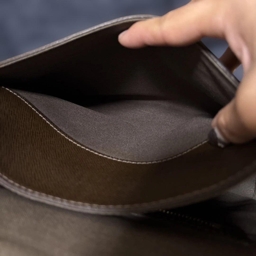 ルイヴィトン ロマン PM タイガ ショルダーバッグ M32852