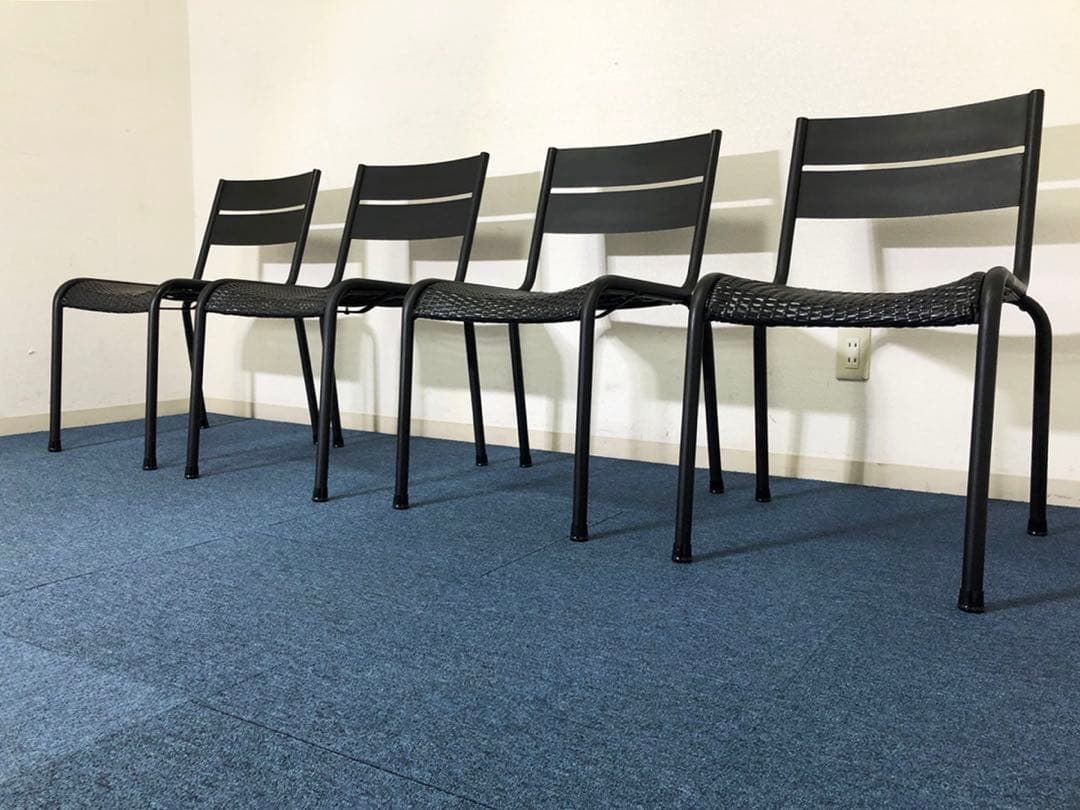 ガーデンチェア4脚セット 屋内外対応メッシュPPブラックチェア スタッキング可能