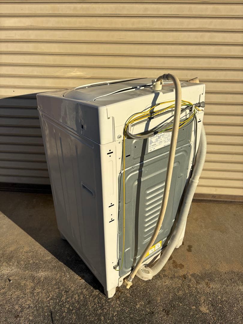 送料無料　東芝 5㎏ 洗濯機【AW-50GMC】