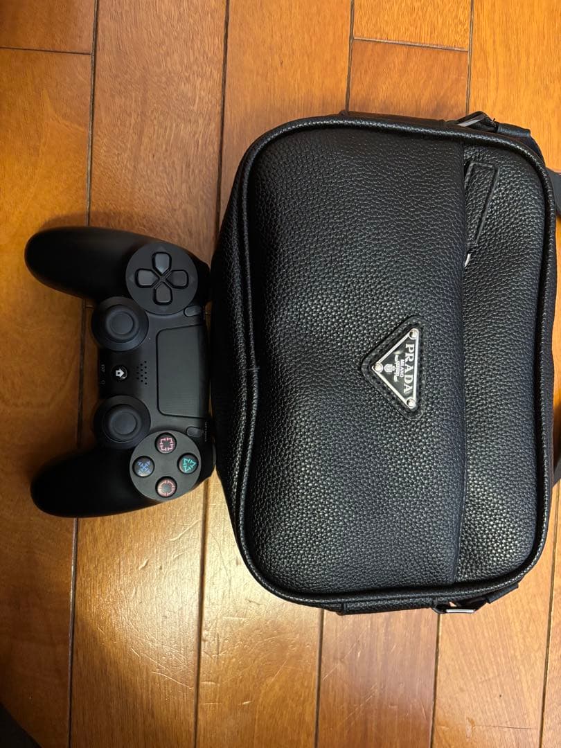 最終値下げ‼️ノベルティ！！PRADA ブラックショルダーバッグ