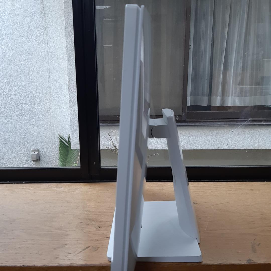 DELL 一体型 8世代 i3 512G + 500G 8G FHD