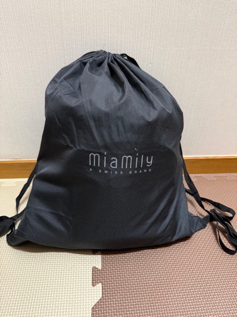 ミアミリー 抱っこ紐ヒップスタープラス日本モデル (デニムブルー)