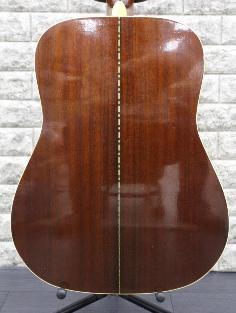 ▲YAMAHA/ヤマハ アコースティックギター ヴィンテージ FG-200 D