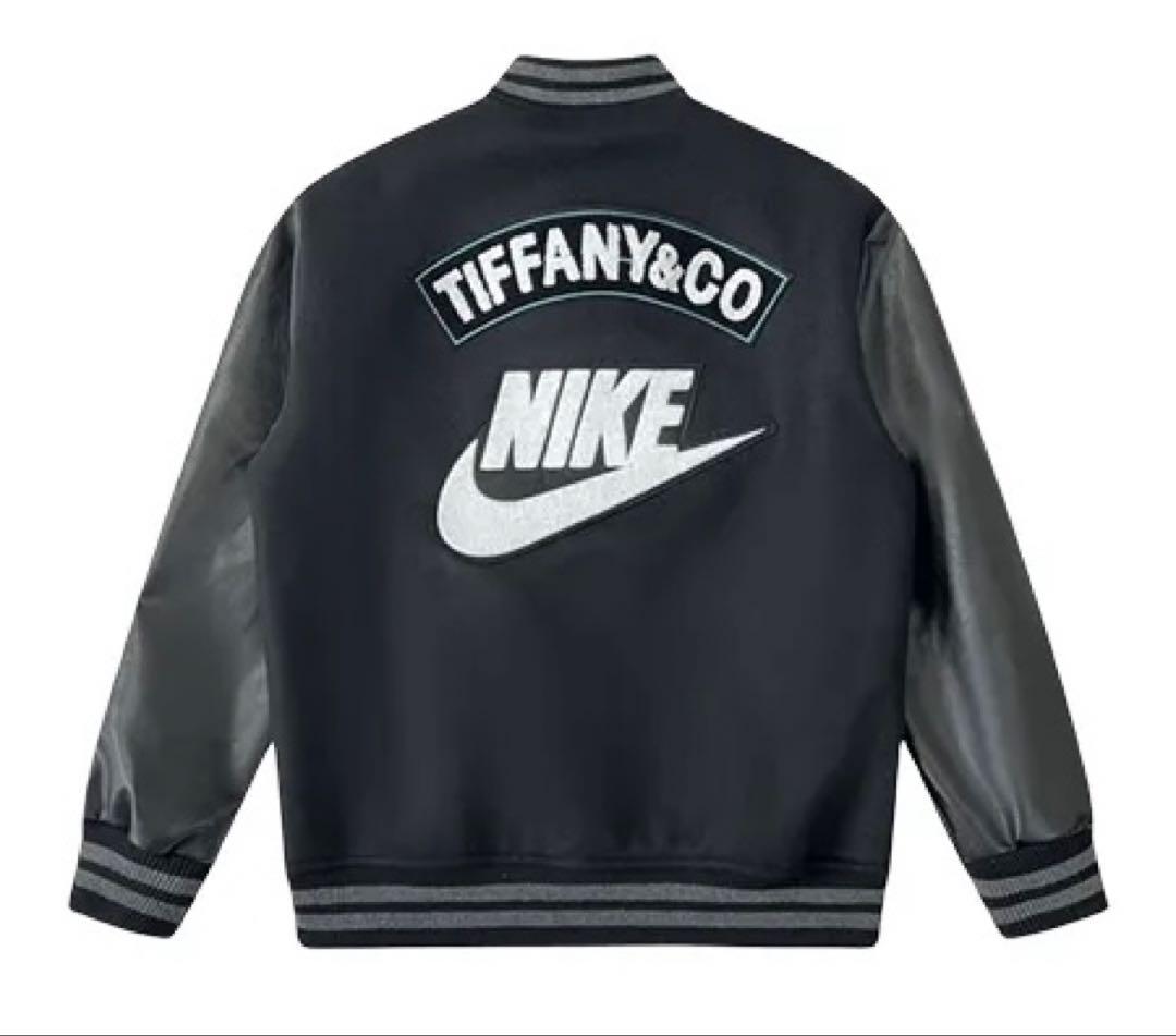 Tiffany & Co.Nike スタジャン XL