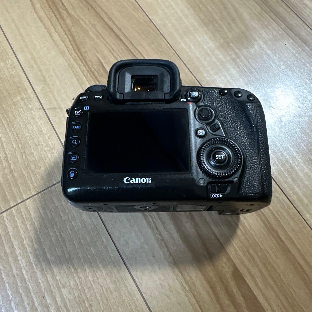 デジタルカメラ Canon EOS 5D Mark IV / EF 80-200mm