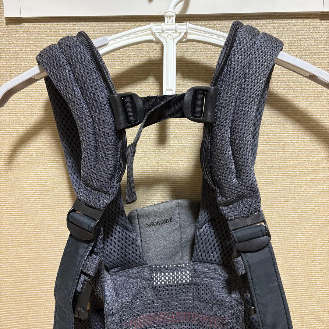 ベビービョルン ハーモニー ダークグレー メッシュ 抱っこ紐