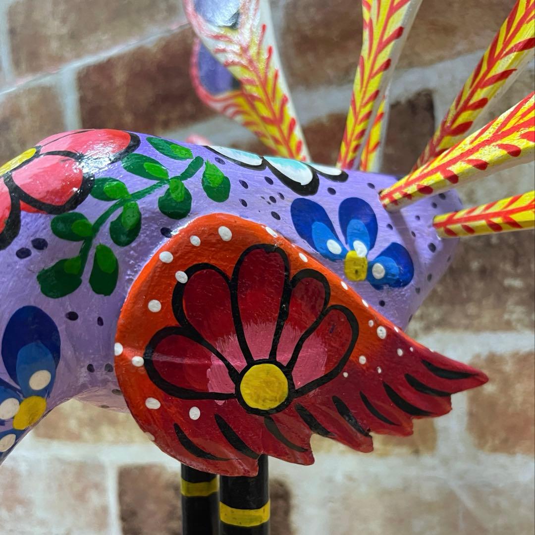 メキシコ　木工芸品　アレブリヘス クジャク