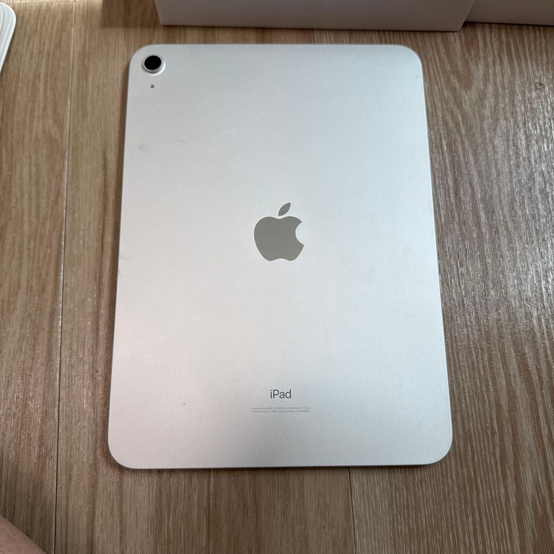 Apple iPad 第10世代シルバー 本体