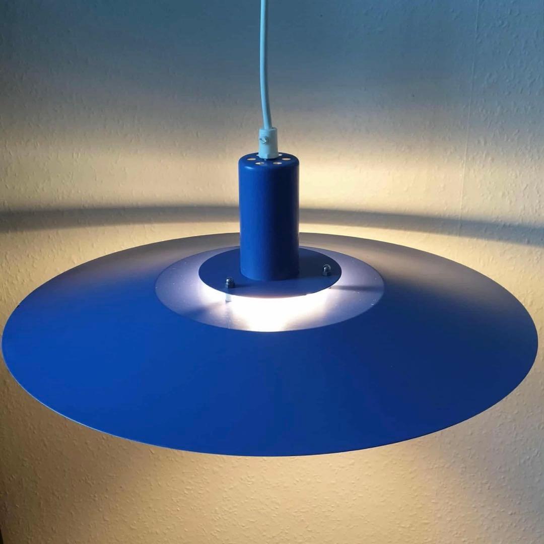 Lyfa 4045 ペンダントライト ランプ ブルー 照明 北欧 デンマーク