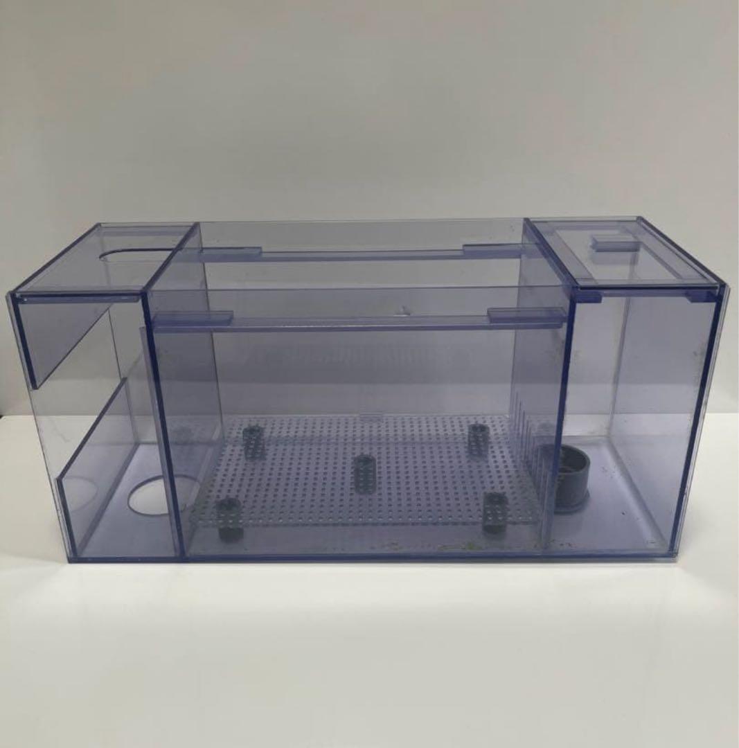 【引取限定】45センチアクリル水槽 45cmと上部フィルター 水中ポンプ付き