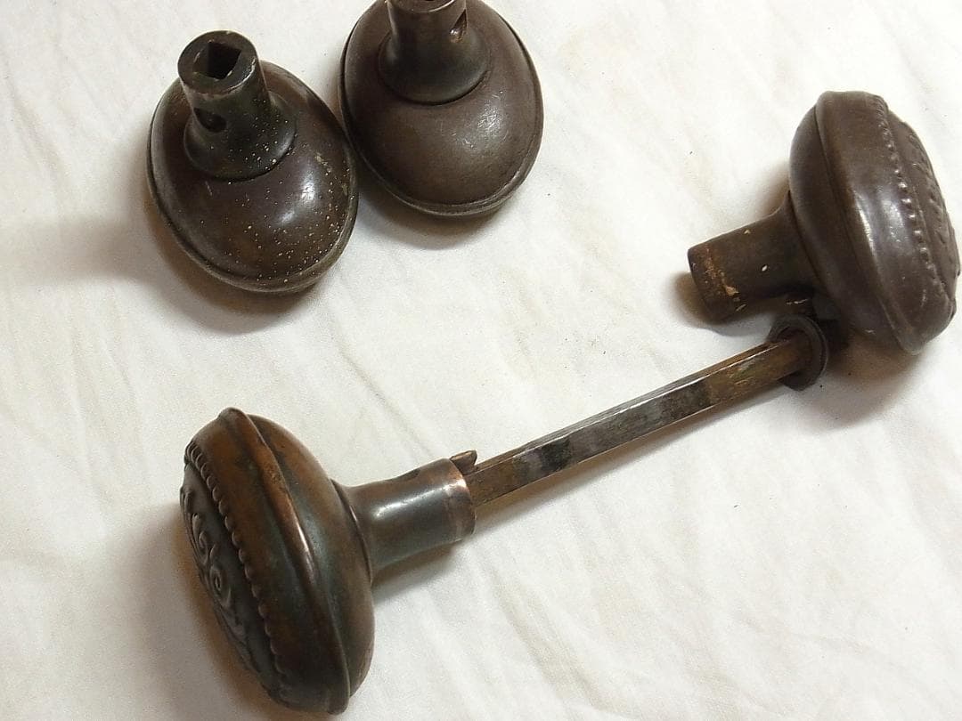 アンティーク １９３０年代 ドアノブ 4個 アメリカ製 ヴィクトリアン USA