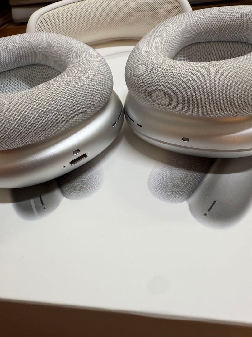 Apple AirPodsMax 第一世代　シルバー