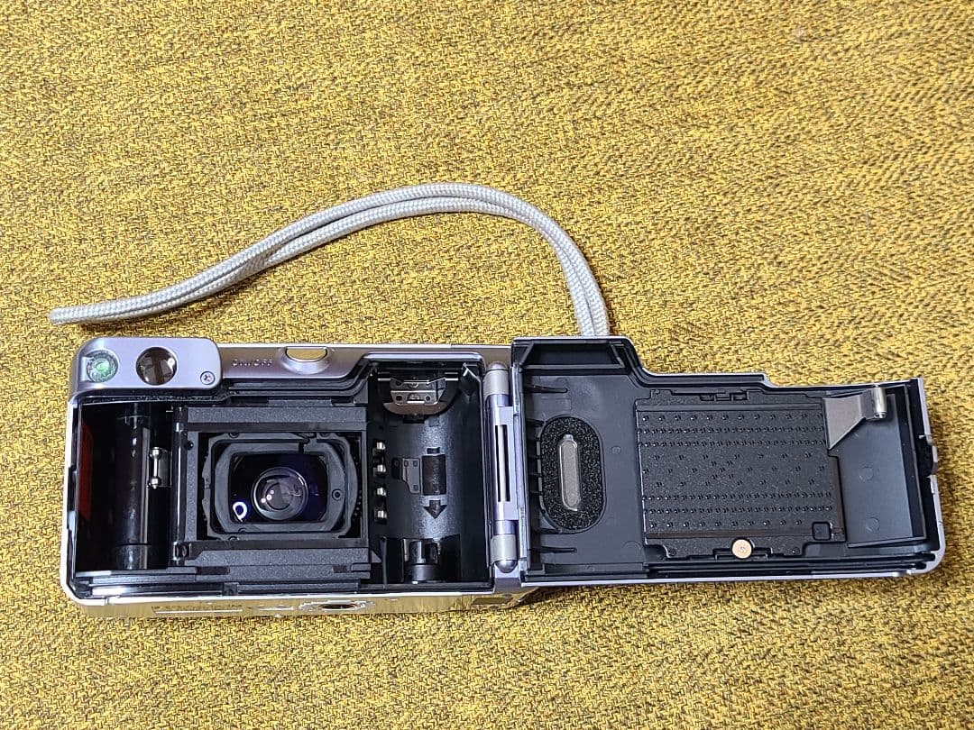 キヤノン Autoboy N130Ⅱ コンパクトフィルムカメラ