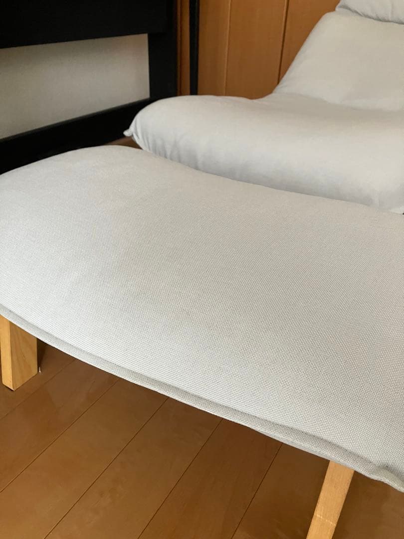 無印良品　ライトグレー モダンソファ オットマン付き