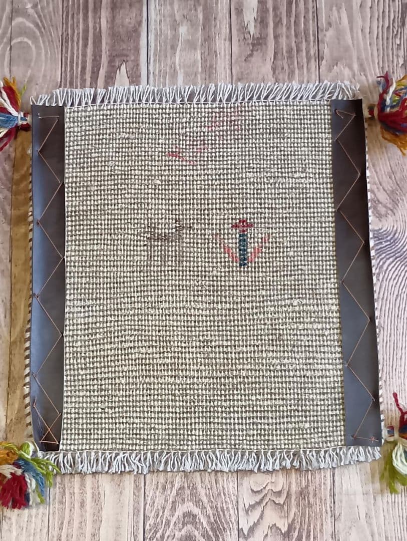 【＆greenさま専用】ペルシャ絨毯　ギャッベ　座布団　手織り　2枚おまとめ