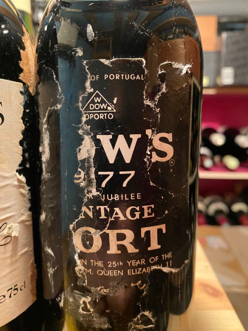 Graham's 1985 & Dow's 1977 ビンテージポート2本セット